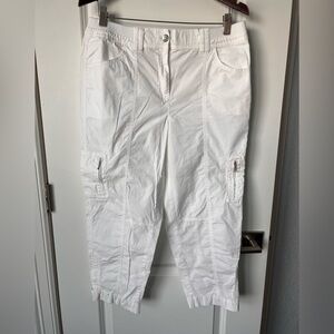 Chico’s Cargo Crop. Size 1
